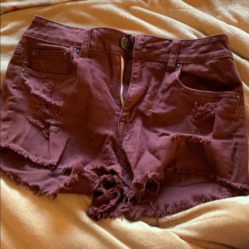 Maroon AE high waisted shorts